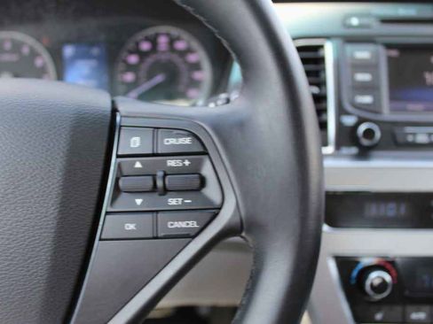 Used 2015 Hyundai Sonata Limited image 18