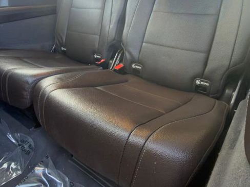 Used 2020 Mercedes-Benz GLS 450 4MATIC image 55