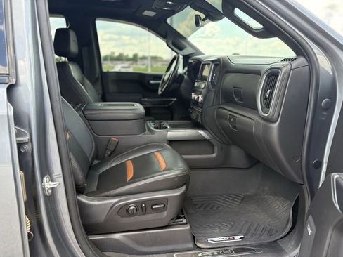 Used 2021 GMC Sierra 1500 AT4 w/ AT4 Premium Package image 12