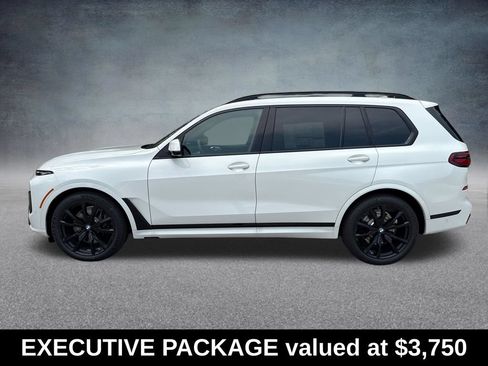 Used 2027 BMW X7 xDrive40i w/ Executive Package AWD/4WD image 2