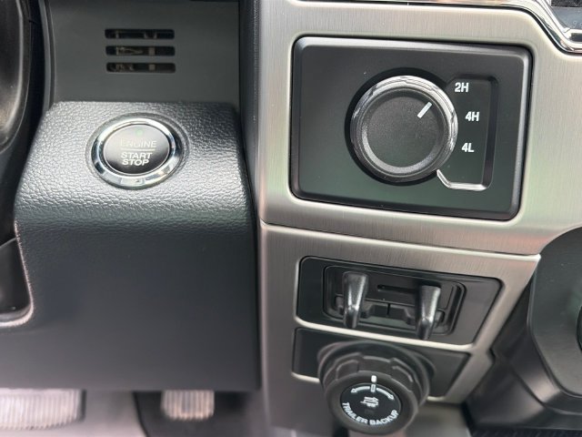 Certified 2022 Ford F450 Platinum w/ FX4 Off-Road Package AWD/4WD image 16