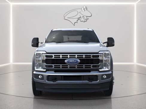 New 2026 Ford F450 4x4 Crew Cab Super Duty image 8