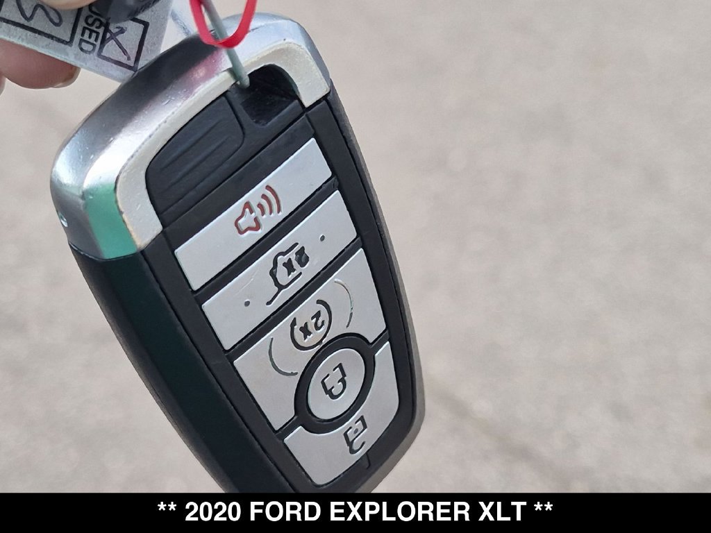 Used 2020 Ford Explorer XLT w/ Equipment Group 202A AWD/4WD image 29