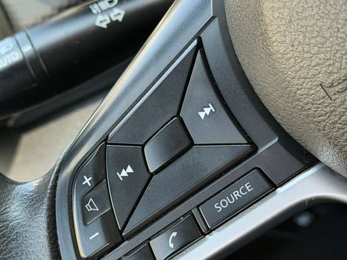 Used 2021 Nissan Kicks S FWD image 16