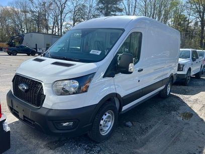 New 2024 Ford Transit 250 148 Medium Roof w/ Load Area Protection Package