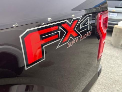 Used 2018 Ford F150 XLT w/ Equipment Group 302A Luxury image 19