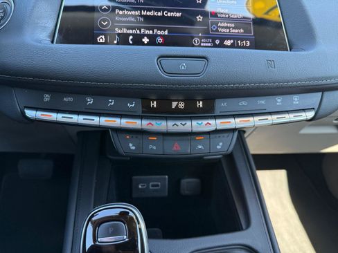 Used 2021 Cadillac XT4 Premium Luxury w/ Driver Assist Package image 32