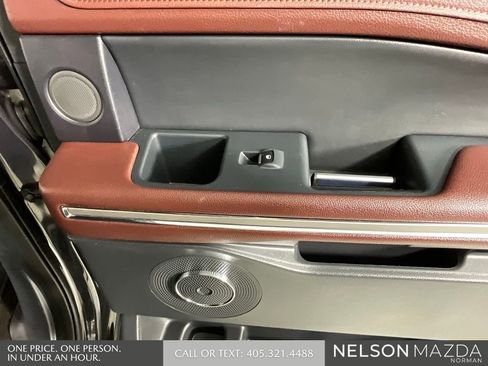 Used 2022 Ford Expedition Limited RWD image 24
