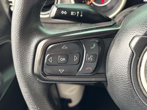 Used 2018 Jeep Wrangler Unlimited Sport image 25