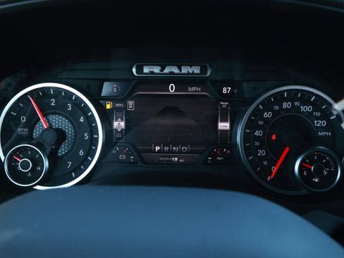 New 2026 RAM 2500 Big Horn AWD/4WD image 12