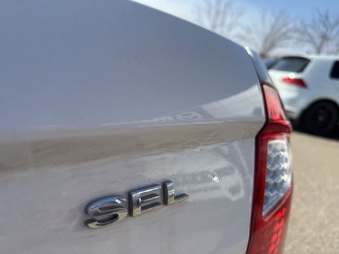 Used 2011 Ford Fusion SEL w/ 302A Rapid Spec Order Code image 21