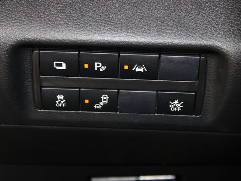 Used 2023 Nissan Kicks S image 33