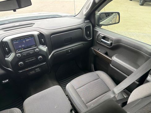 Used 2020 Chevrolet Silverado 1500 LT image 23