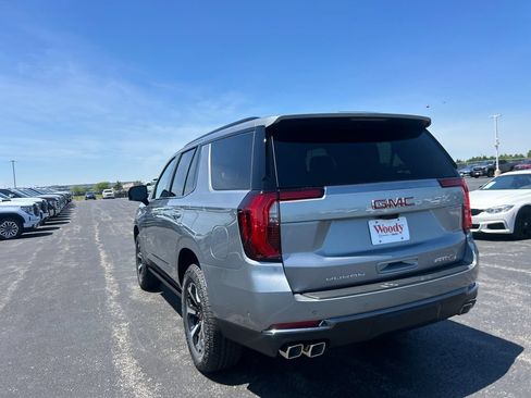 New 2026 GMC Yukon Denali Ultimate AWD/4WD image 9