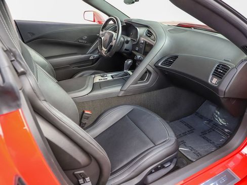Used 2017 Chevrolet Corvette Z06 w/ Z07 Performance Package RWD image 13