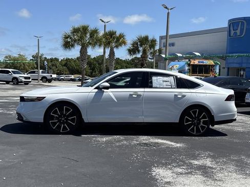 New 2026 Honda Accord Touring image 11
