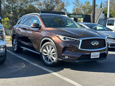 Used 2020 INFINITI QX50 Luxe FWD image 3