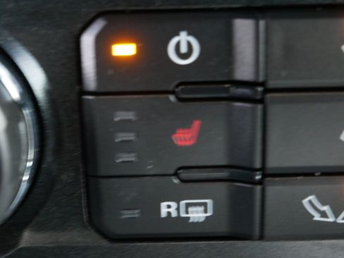 Used 2018 Ford F150 XLT w/ Equipment Group 302A Luxury image 30