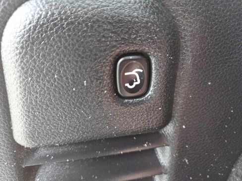 Used 2019 Jeep Grand Cherokee Limited w/ Luxury Group II image 21