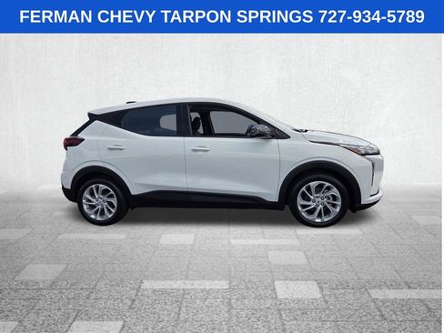 New 2027 Chevrolet Bolt LT image 9