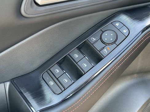 Certified 2026 Nissan Rogue SV image 20