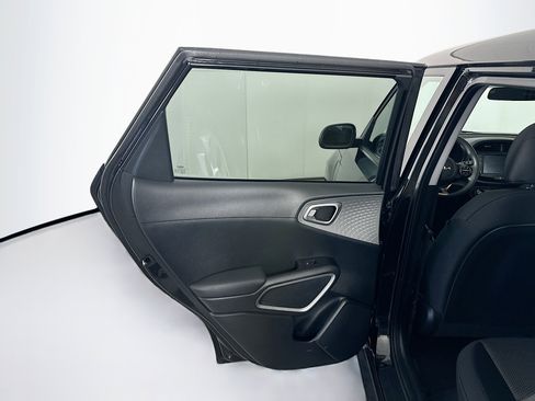Used 2024 Kia Soul LX w/ Option Group 015 image 24