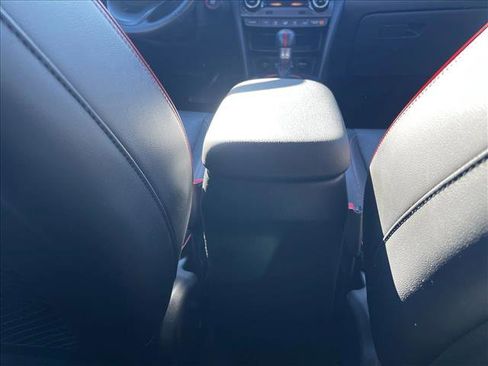 Used 2019 Hyundai Kona Ultimate image 18