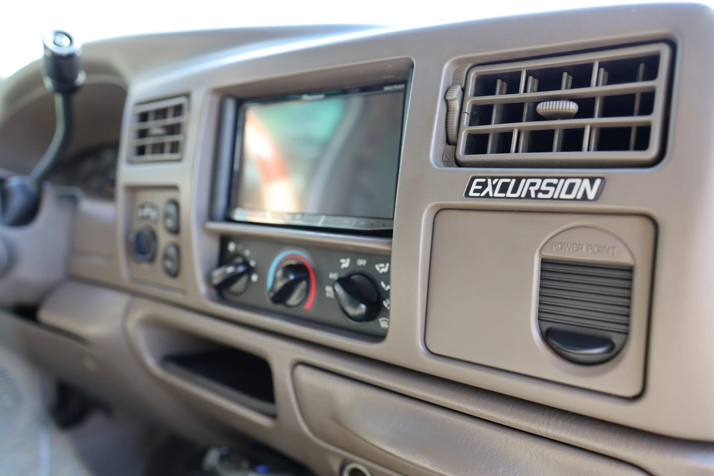 Used 2000 Ford Excursion Limited AWD/4WD image 49