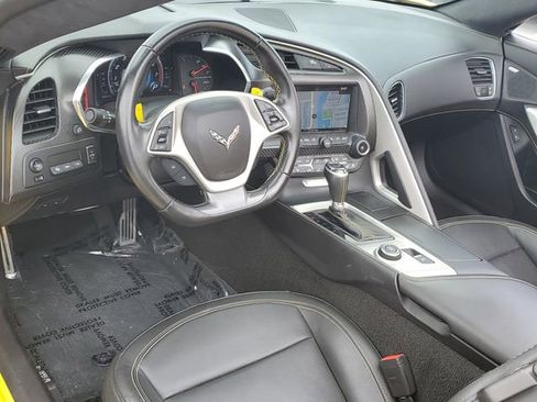 Used 2018 Chevrolet Corvette Stingray Convertible RWD image 22