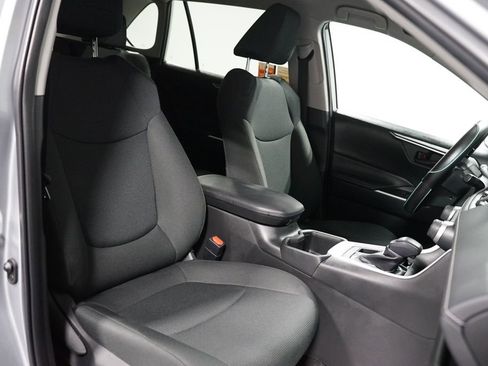 Certified 2023 Toyota RAV4 LE image 27