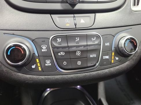 Used 2024 Chevrolet Malibu LT FWD image 31