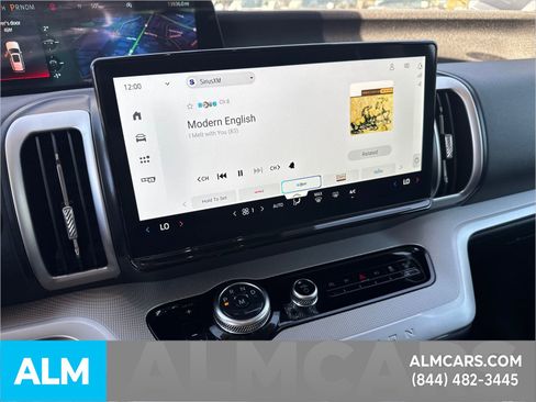 Certified 2025 Ford Expedition Active image 35