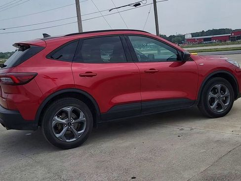 Used 2025 Ford Escape ST-Line AWD/4WD image 8