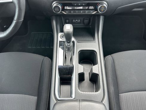 Used 2024 Nissan Sentra SV w/ All-Weather Package FWD image 21