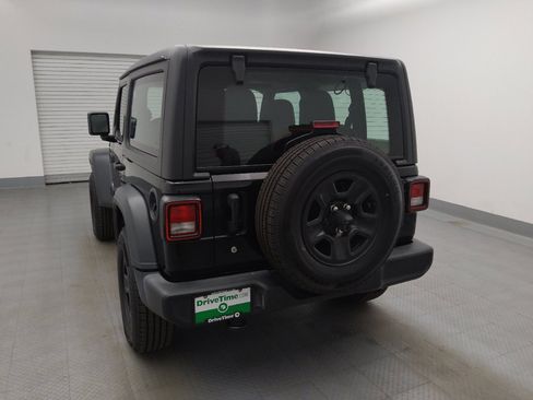 Used 2019 Jeep Wrangler Sport AWD/4WD image 6