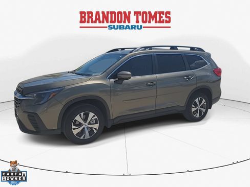 Used 2025 Subaru Ascent Premium AWD/4WD image 6