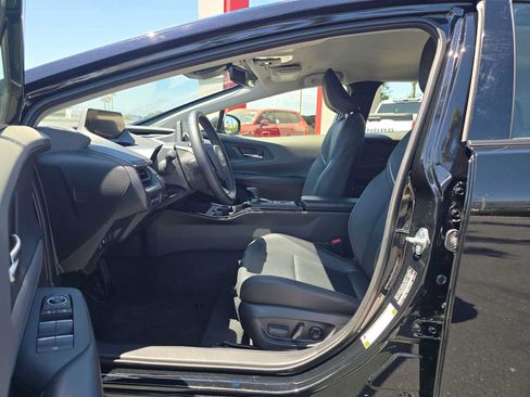 Certified 2026 Toyota Prius XLE FWD image 19