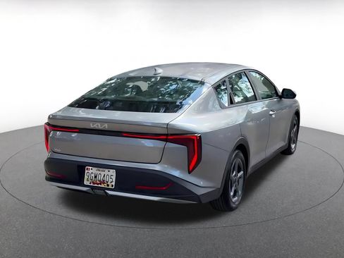 Used 2025 Kia K4 FWD image 14