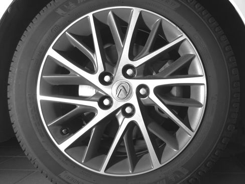 Used 2017 Lexus ES 350 w/ Luxury Package FWD image 23