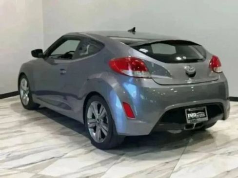 Used 2016 Hyundai Veloster w/ Option Group 02 FWD image 41