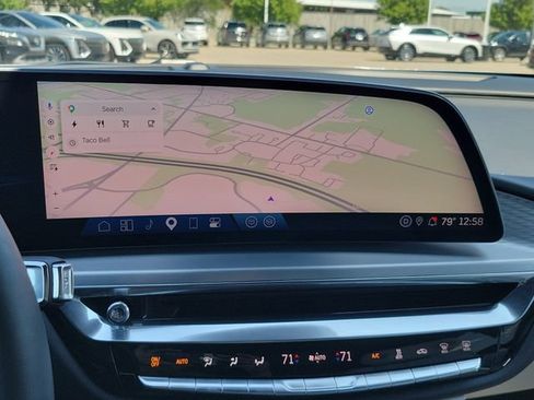 Certified 2024 Cadillac Lyriq Luxury AWD/4WD image 24