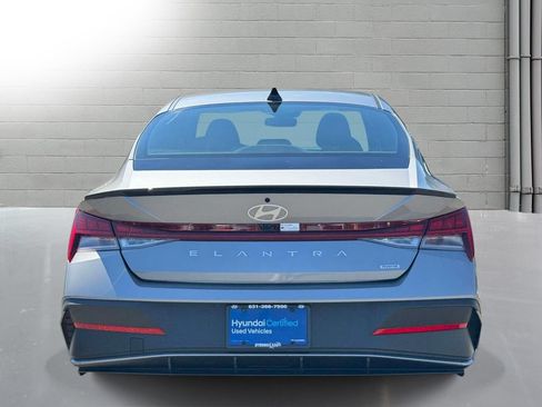 Used 2025 Hyundai Elantra SEL FWD image 6