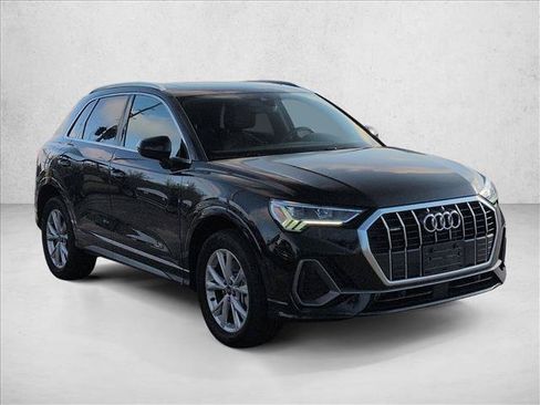 Used 2025 Audi Q3 2.0T Premium AWD/4WD image 3