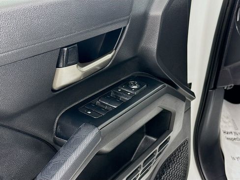 Certified 2025 Toyota Tacoma TRD Off-Road image 12