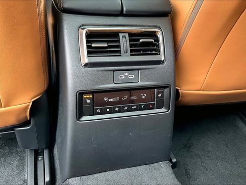 Used 2025 MAZDA CX-70 3.3 Turbo S w/ Premium Plus image 33