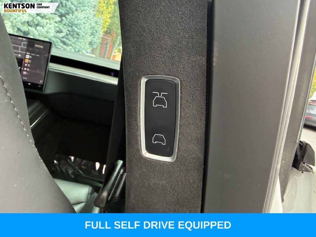 Used 2023 Tesla Model X AWD/4WD image 32