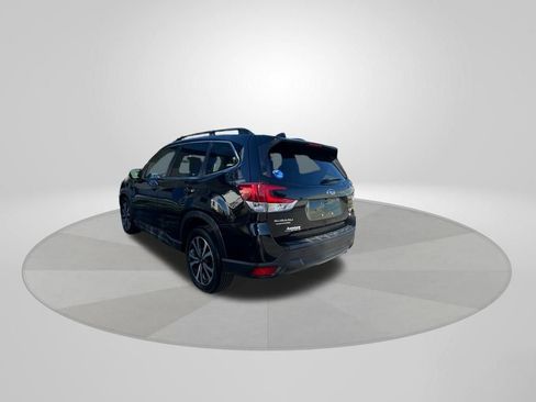 Used 2020 Subaru Forester Limited image 5