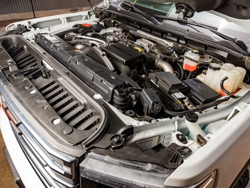 Used 2022 GMC Sierra 2500 AT4 w/ AT4 Preferred Package image 40