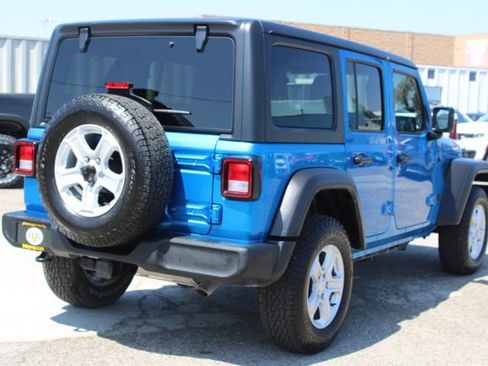 Used 2022 Jeep Wrangler Unlimited Sport AWD/4WD image 5