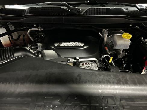 Used 2024 RAM 2500 Big Horn w/ Bed Utility Group image 26